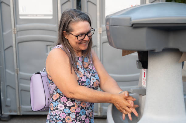 Best Porta potty rental near me  in Patterson Tract, CA